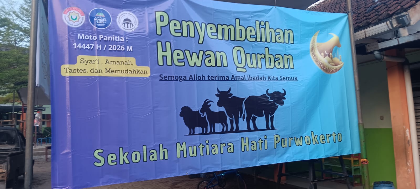 Banner penyembelihan hewan qurban Sekolah Mutiara Hati Purwokerto 1447 H